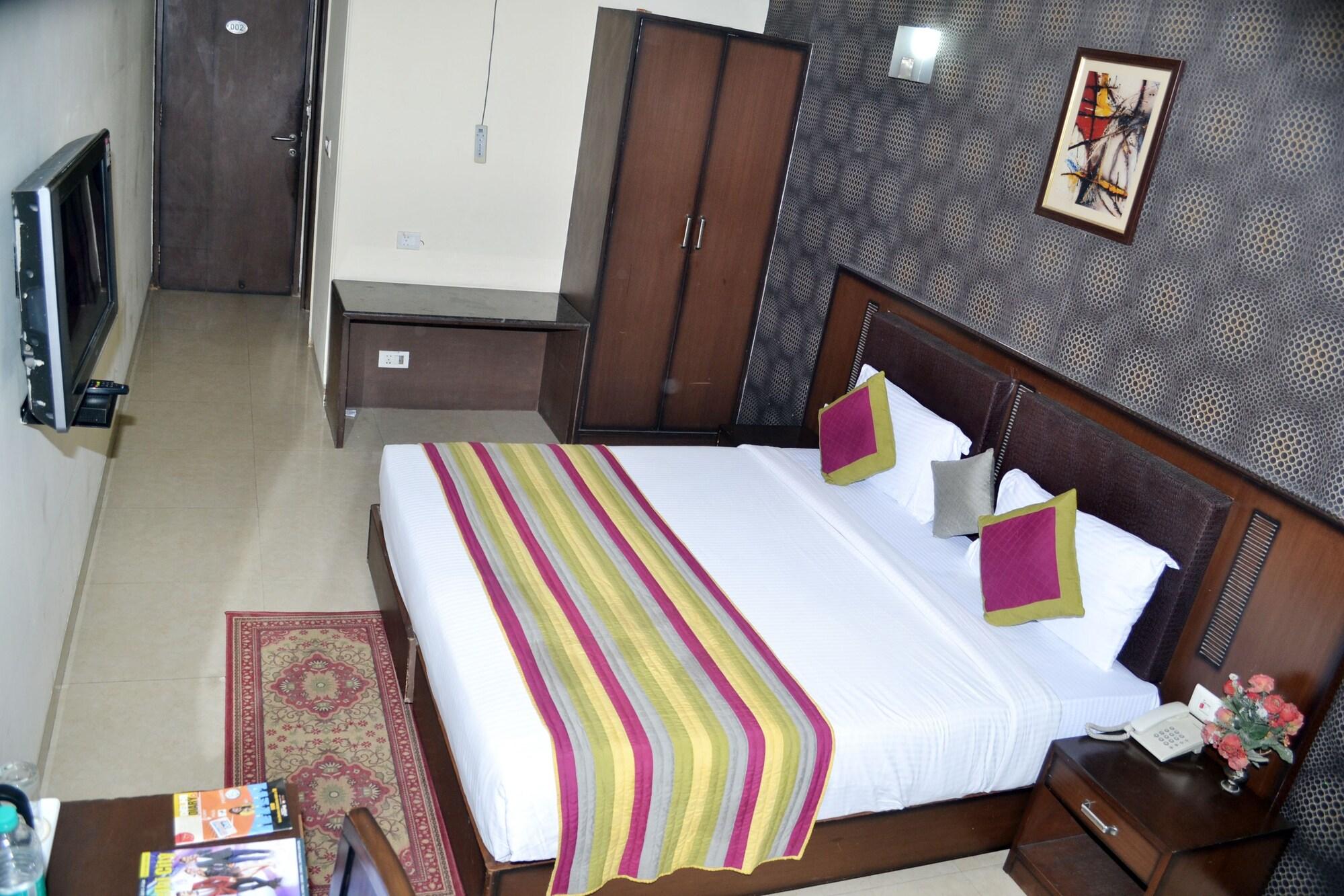 Hotel Smart Plaza Delhi Airport New Delhi